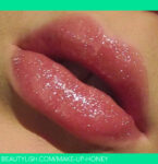 bourjois-gloss-effet-3d-cosmic-lip-gloss-21-blanc-prismatic__71561